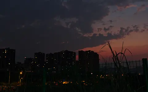 下雨了